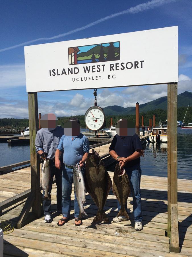 Island West Resort Ucluelet Exterior photo